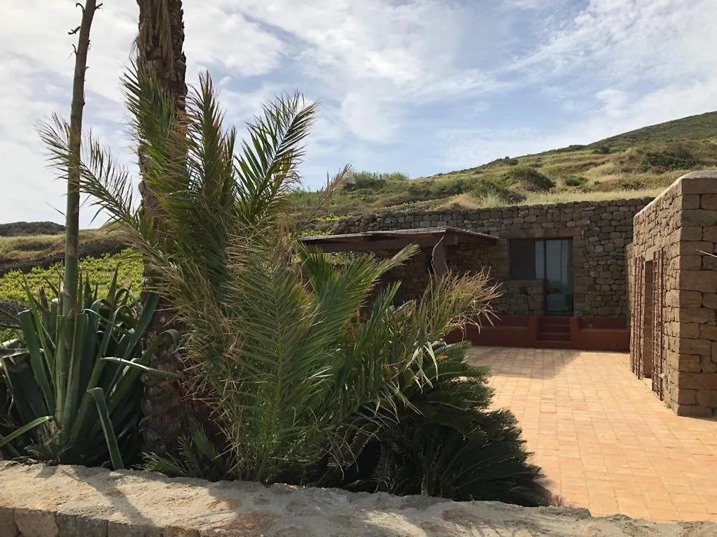 Holiday home Dammuso Gaetani Villa Khamma Fuori Italy